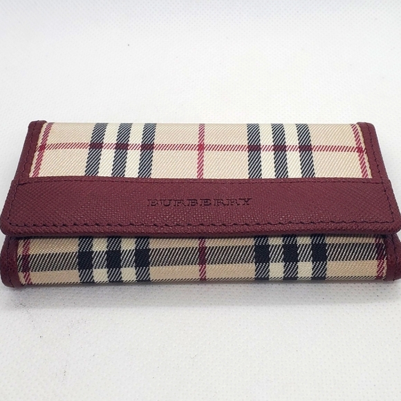 Burberry Accessories - 🔥HostPick🔥BURBERRY-AuthenticBurgundy Key Holder with Gold Accents -Like-New -